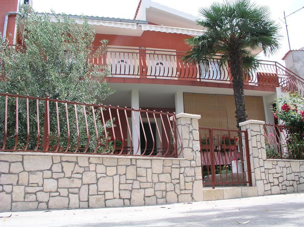 Apartments Salamun Biograd Na Moru Room photo